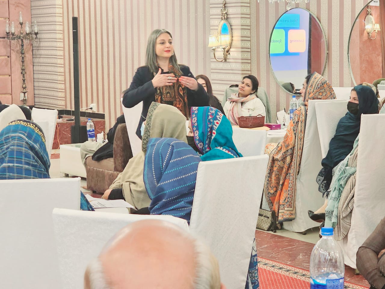 photo-gallery image